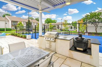 Barbecue and grilling station